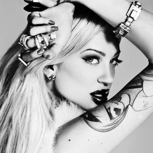 porcelain black