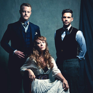 the lone bellow